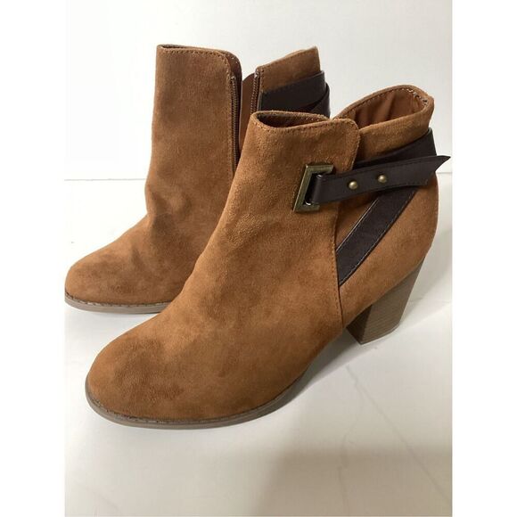 Diba brown ankle boots. Size 8. Retails $75 - Picture 6 of 8